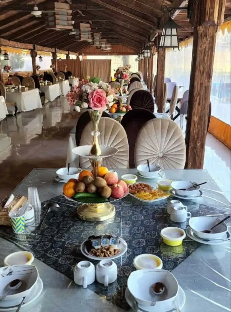 رستوران و تالار پذیرایی صبا (باشگاه برق تهران) در خیابان پیروزی + تصاویر