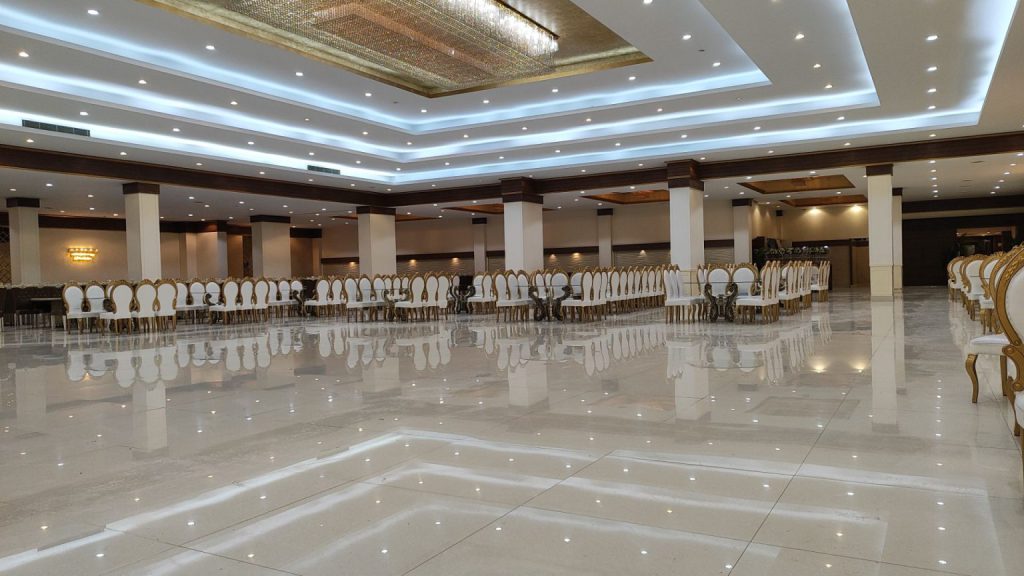 تالار پذیرایی سارا رباط کریم + تصاویر